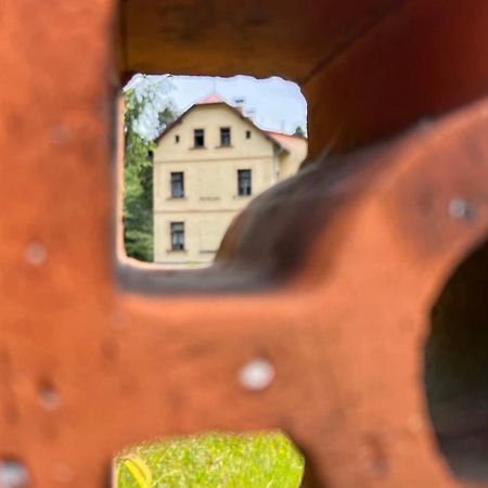 Chata Plechovka Česká Lípa エクステリア 写真